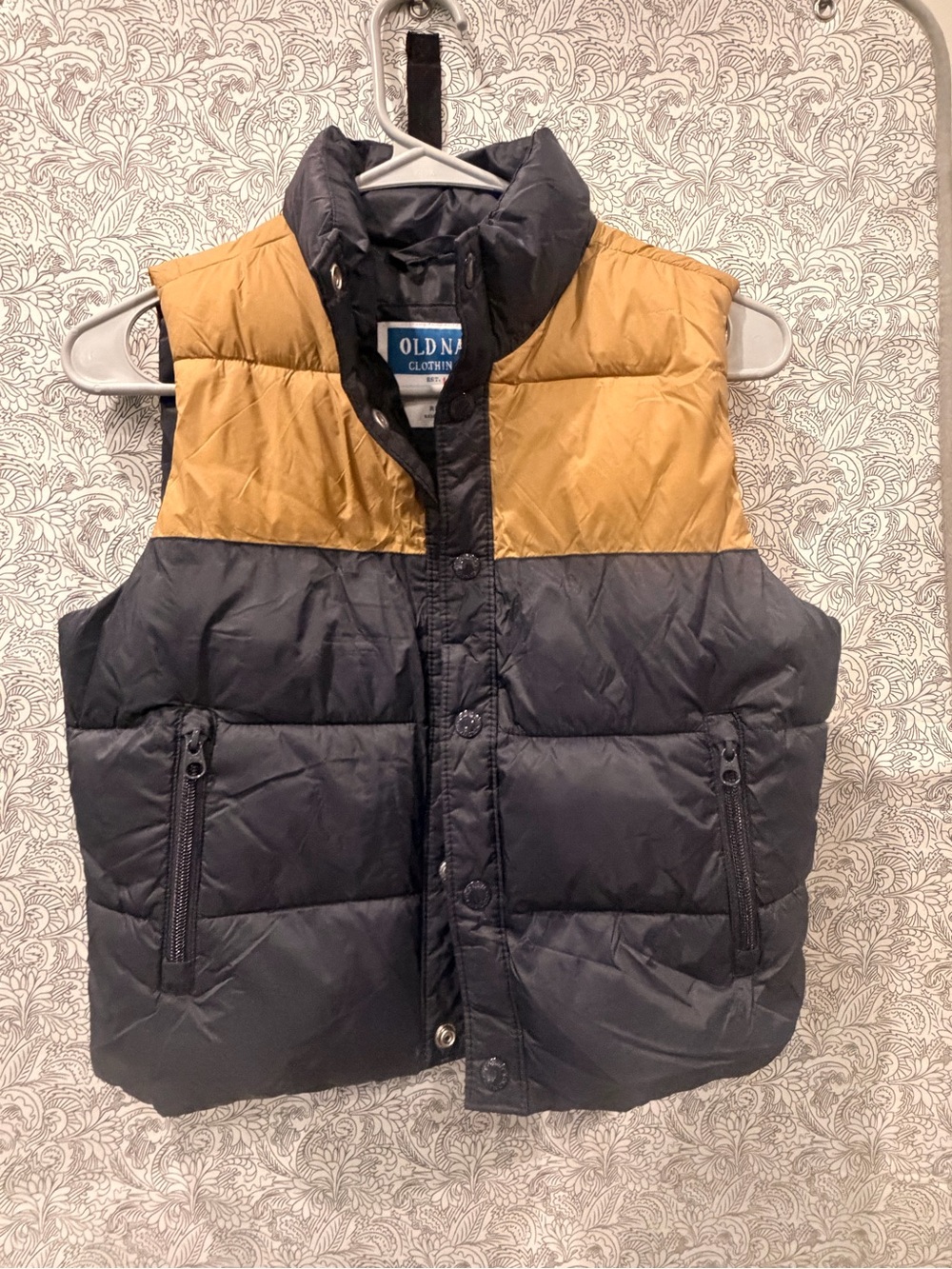 Old Navy Men's Black & Brown Quilted Puffer Vest